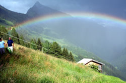 Vorschaubild, Regenbogen über Brandberg, Zillertal